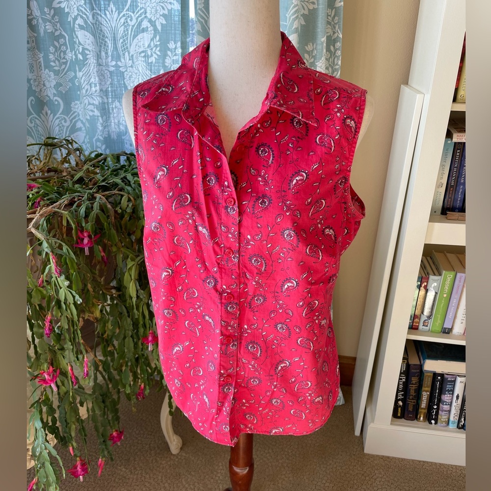Vintage cotton pink paisley sleeveless button down